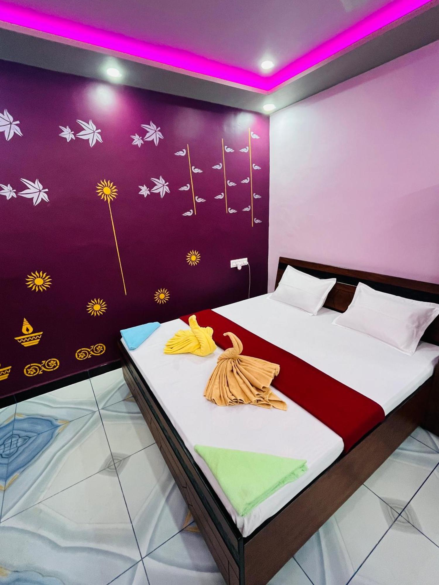 Kamdhenu Home Stay Garudeshwar 外观 照片