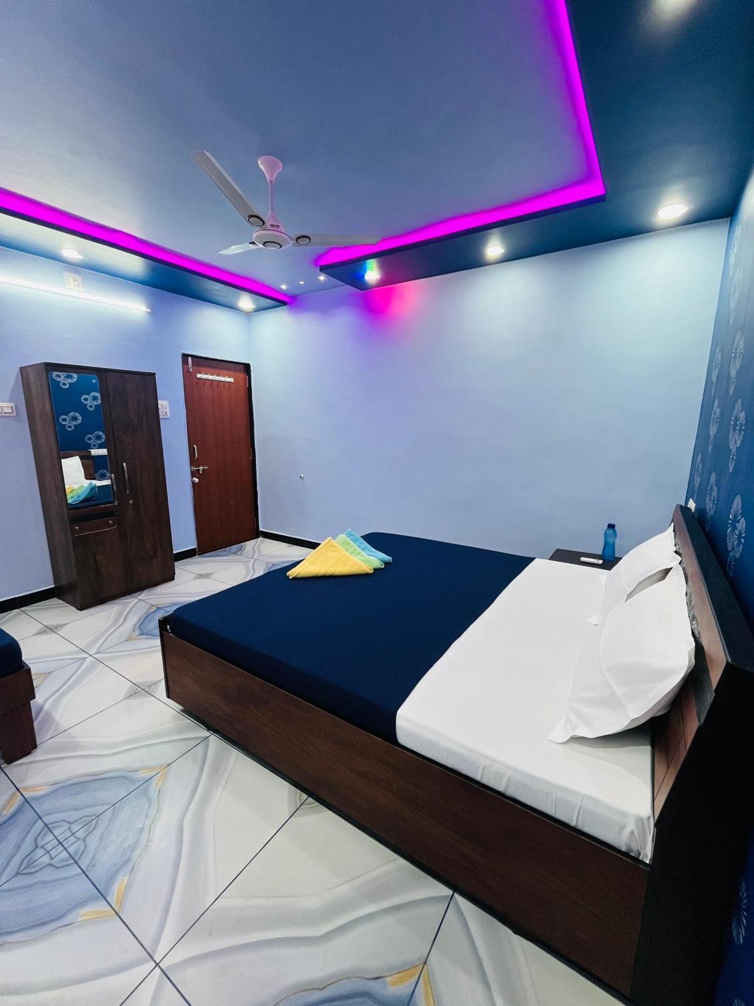 Kamdhenu Home Stay Garudeshwar 外观 照片