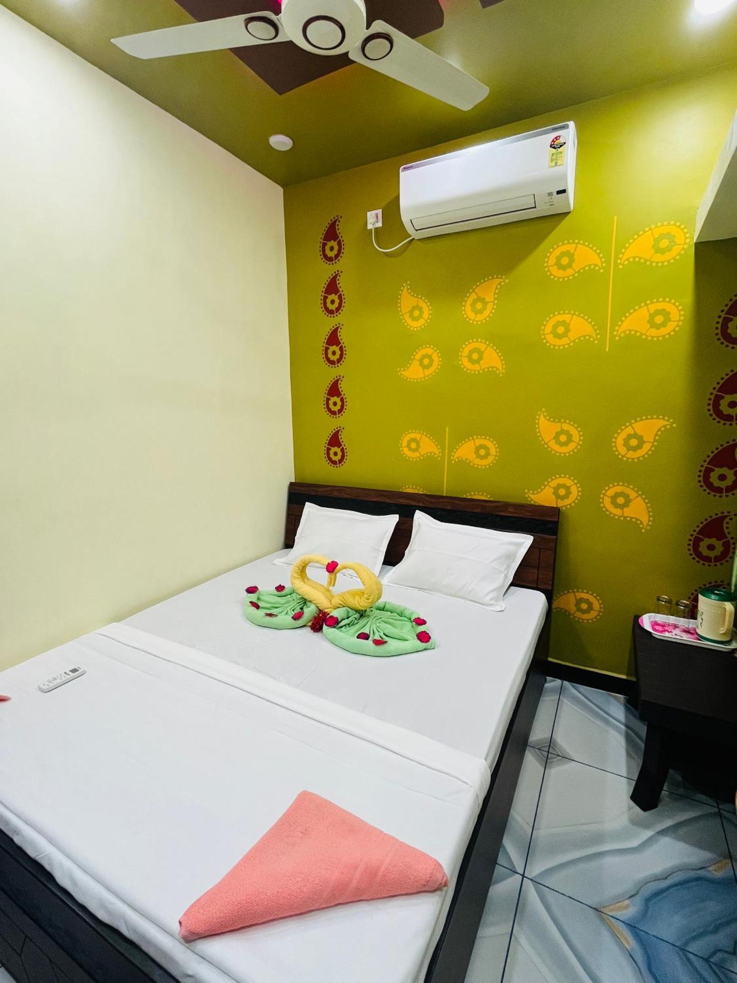 Kamdhenu Home Stay Garudeshwar 外观 照片