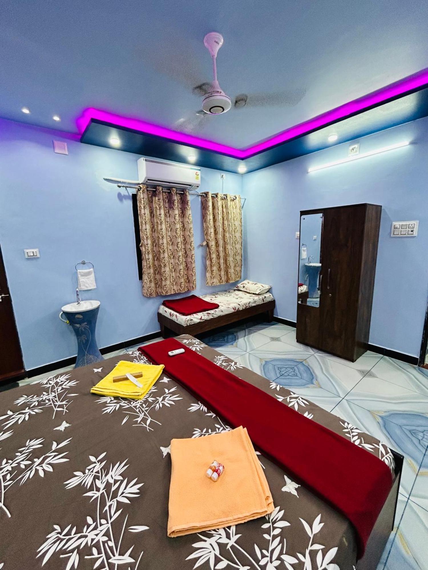 Kamdhenu Home Stay Garudeshwar 外观 照片