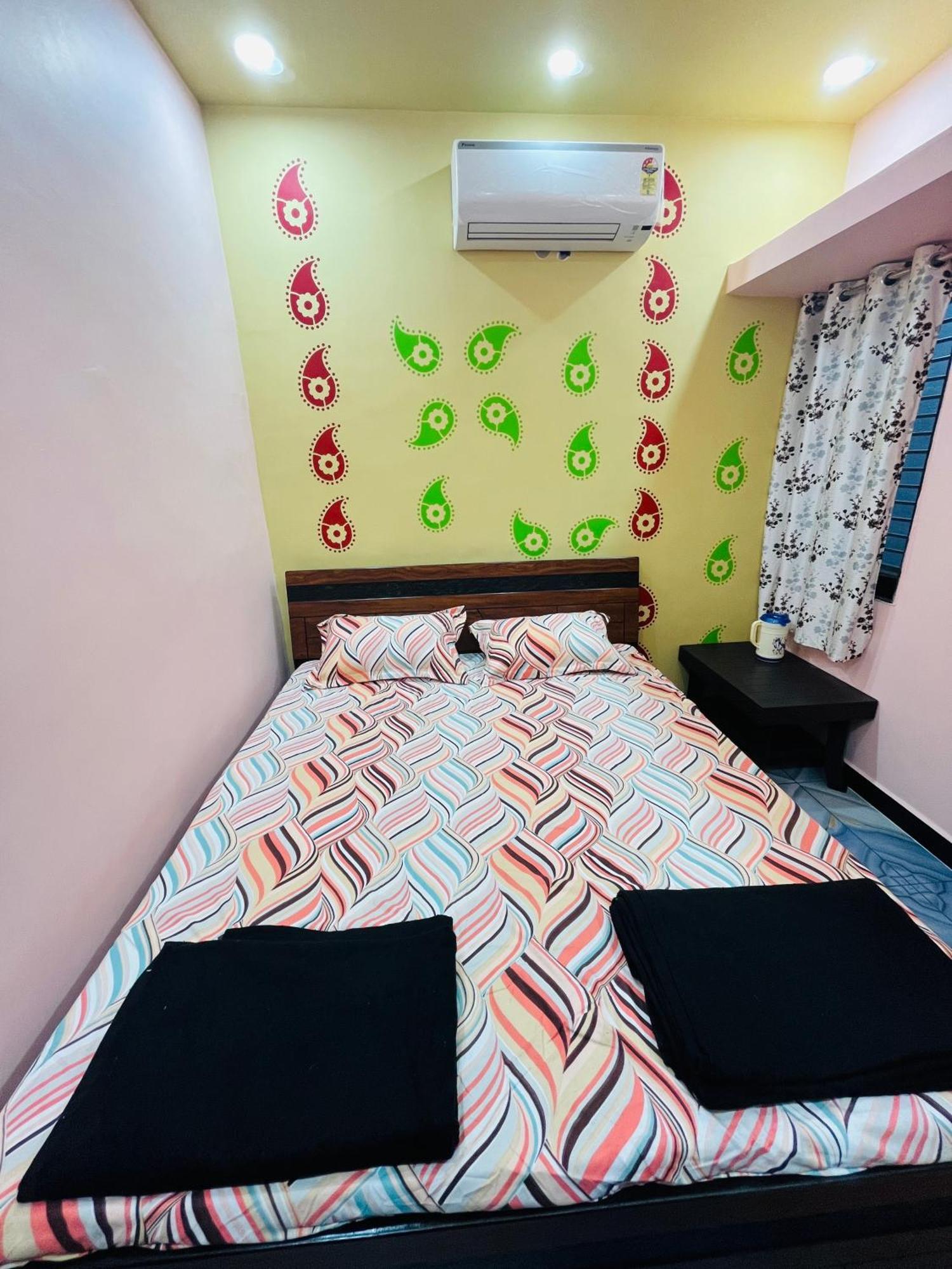 Kamdhenu Home Stay Garudeshwar 外观 照片