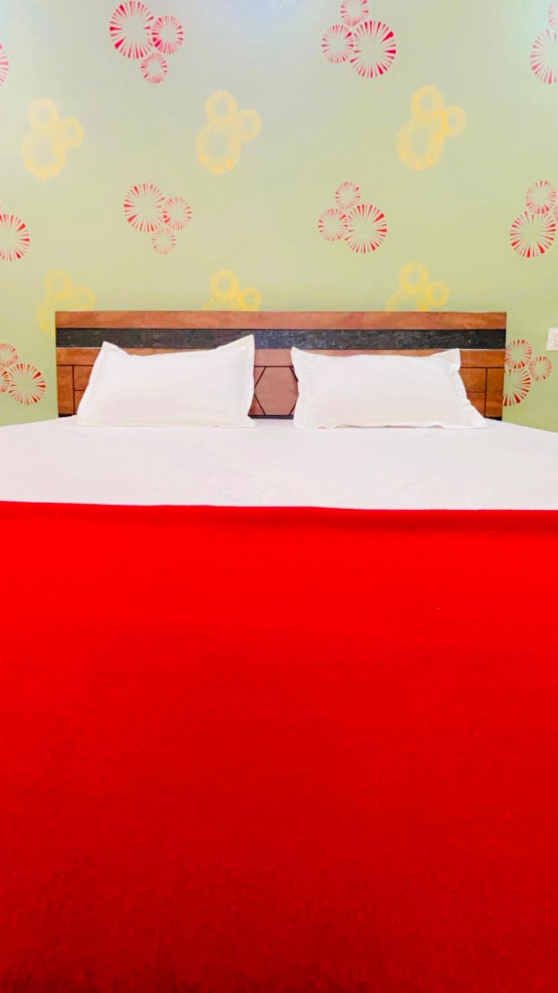 Kamdhenu Home Stay Garudeshwar 外观 照片
